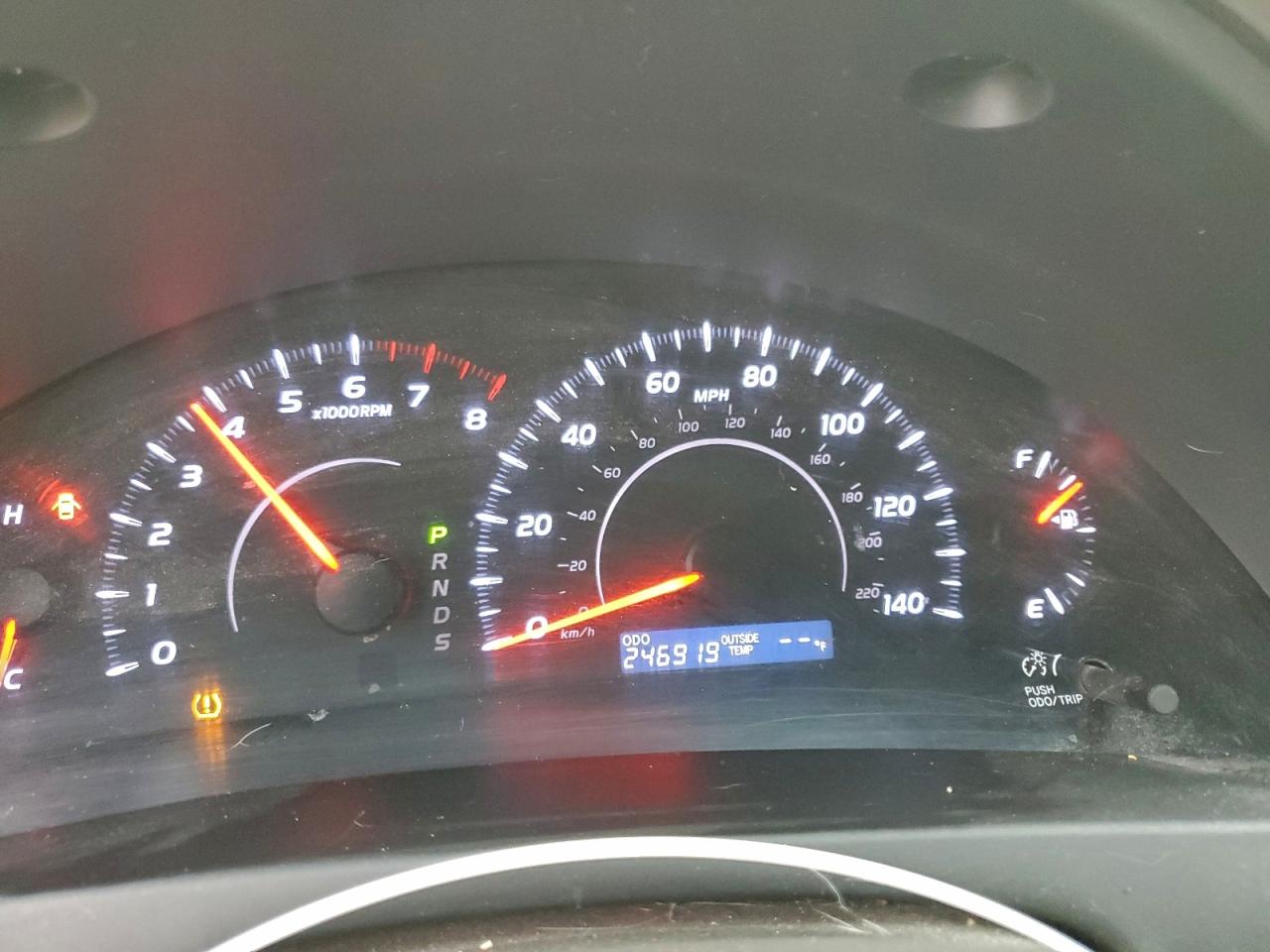 2011 TOYOTA CAMRY BASE photo 9