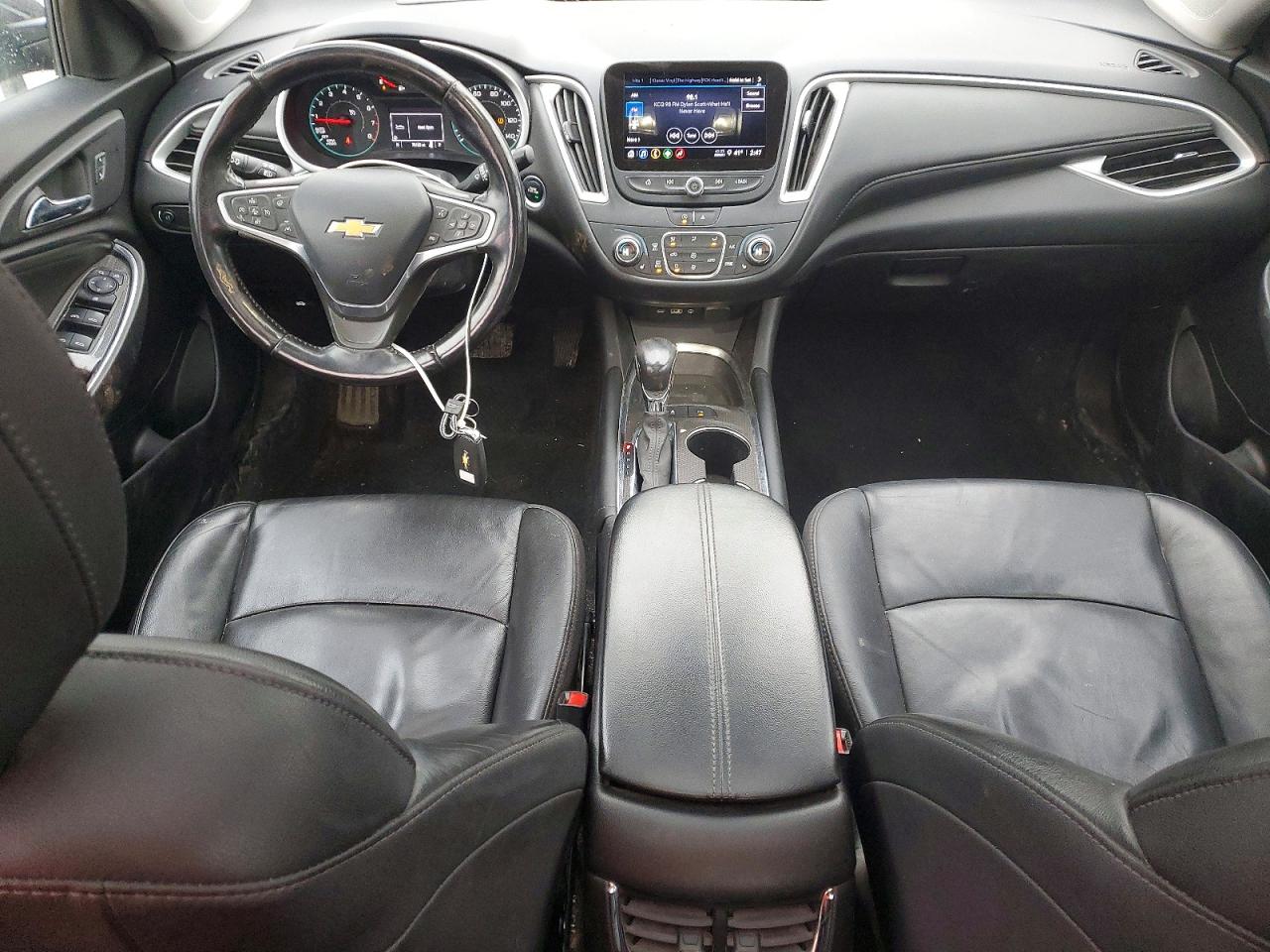 2022 CHEVROLET MALIBU LT photo 8