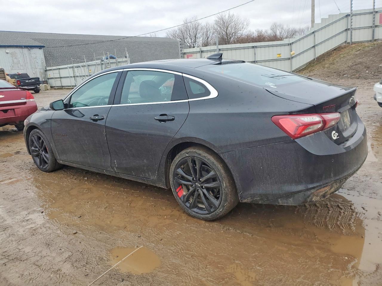 2022 CHEVROLET MALIBU LT photo 2