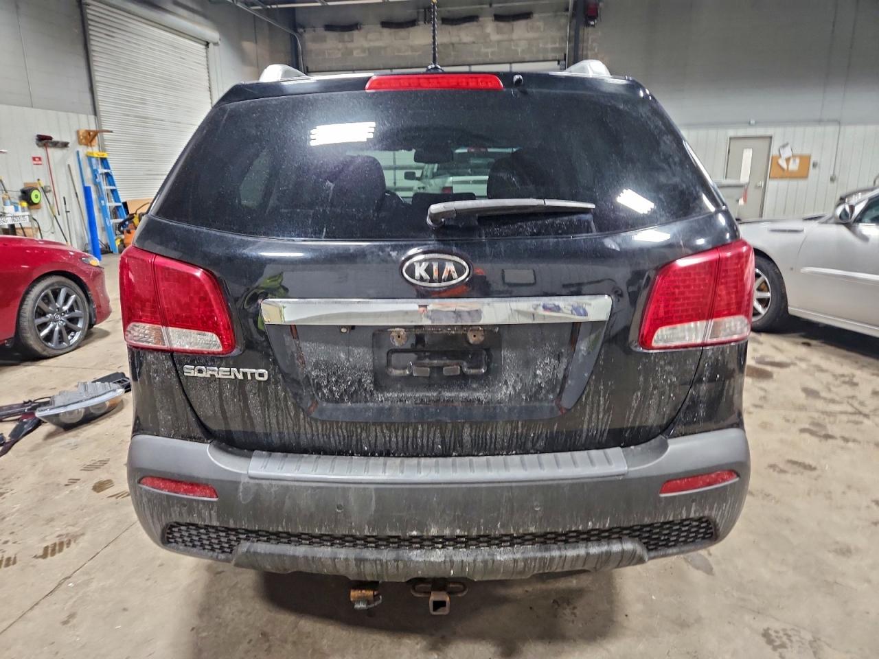2012 KIA SORENTO BASE photo 6
