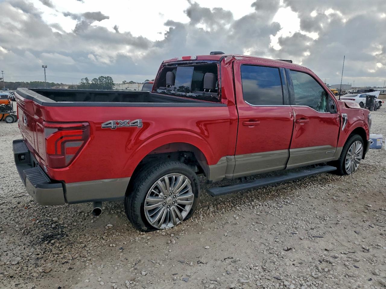 2025 FORD F150 KING RANCH photo 3
