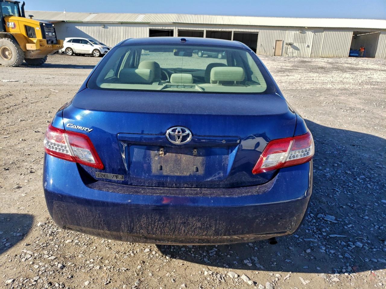 2011 TOYOTA CAMRY BASE photo 6