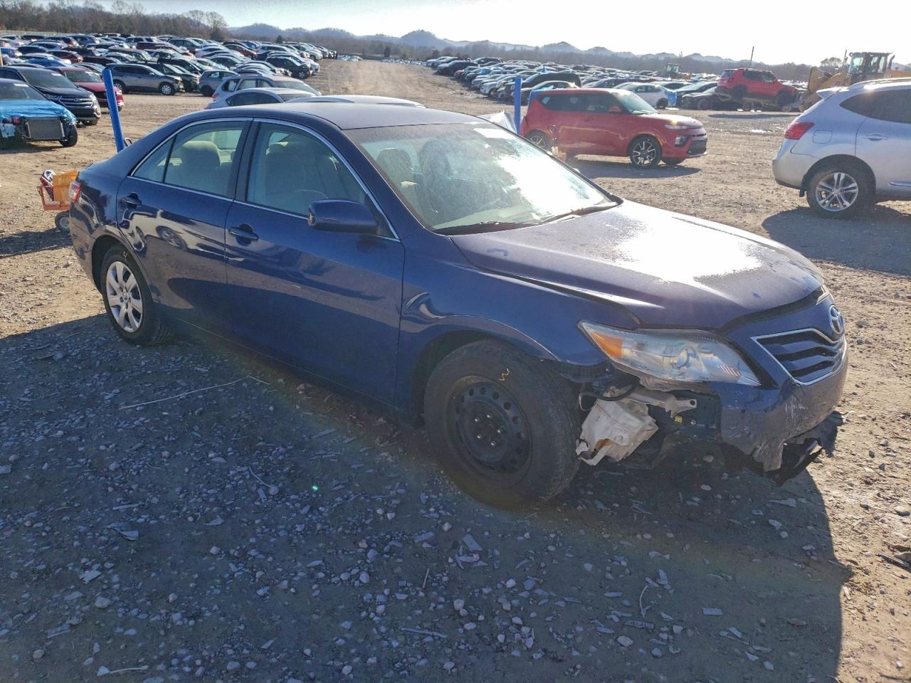 2011 TOYOTA CAMRY BASE photo 4