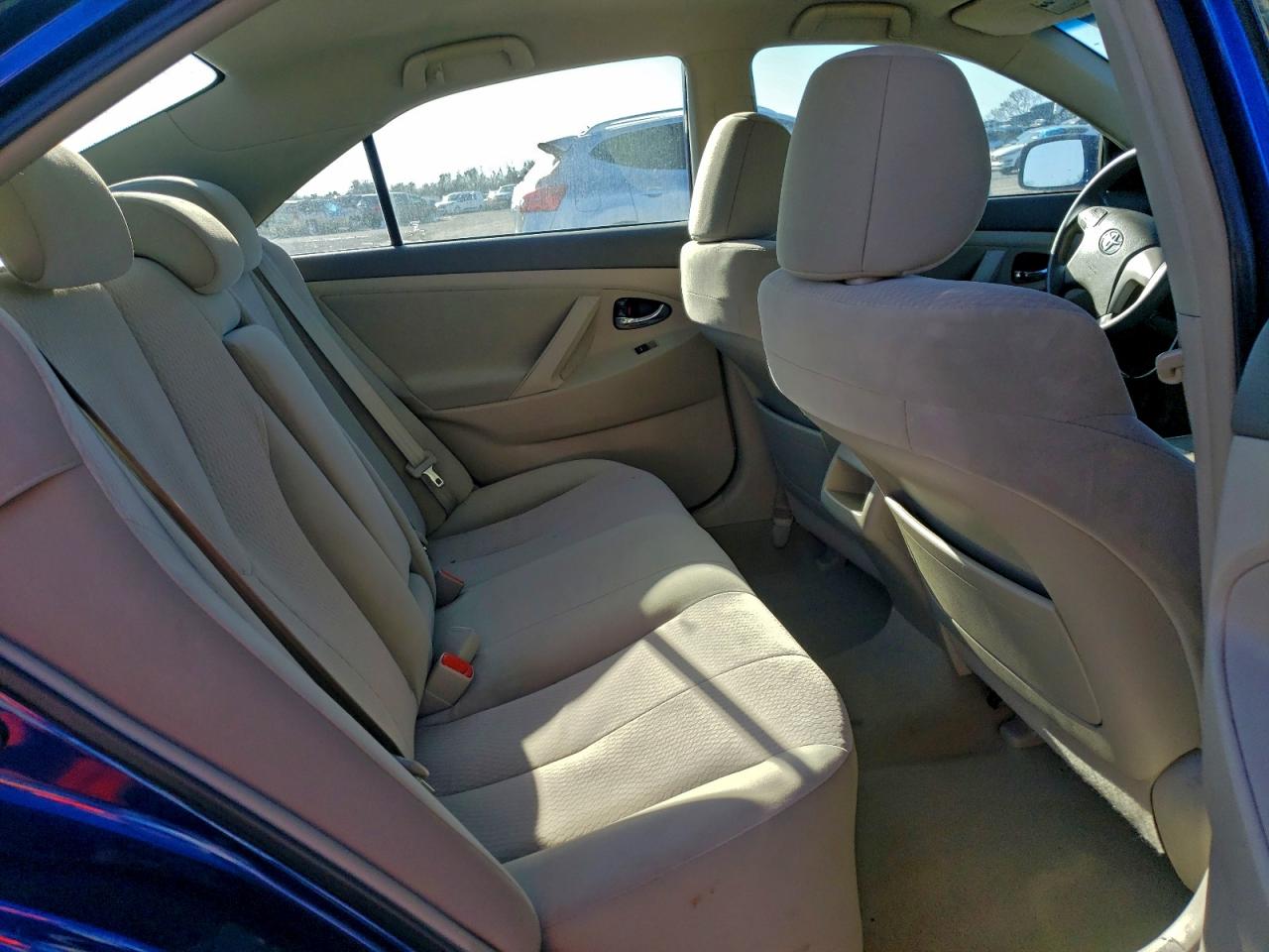 2011 TOYOTA CAMRY BASE photo 10
