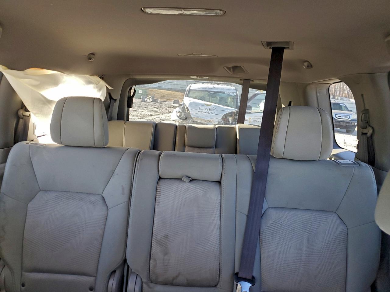 2013 HONDA PILOT LX photo 19