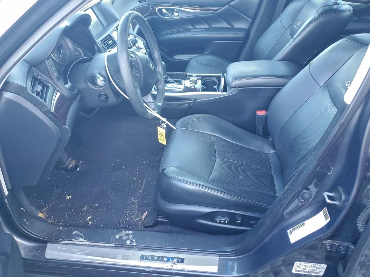 2012 INFINITI M37 photo 7