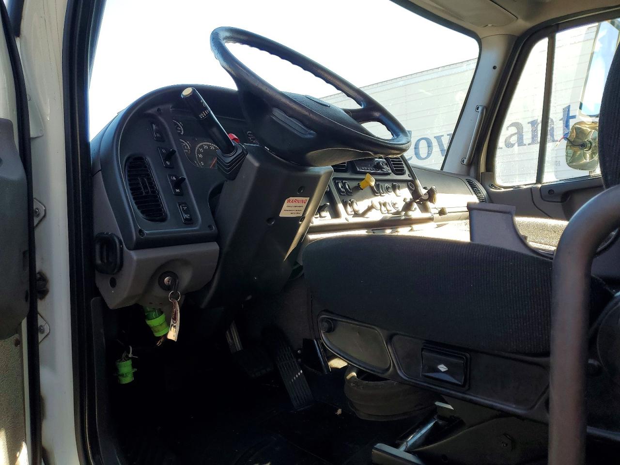 2019 FREIGHTLINER M2 106 MED photo 8