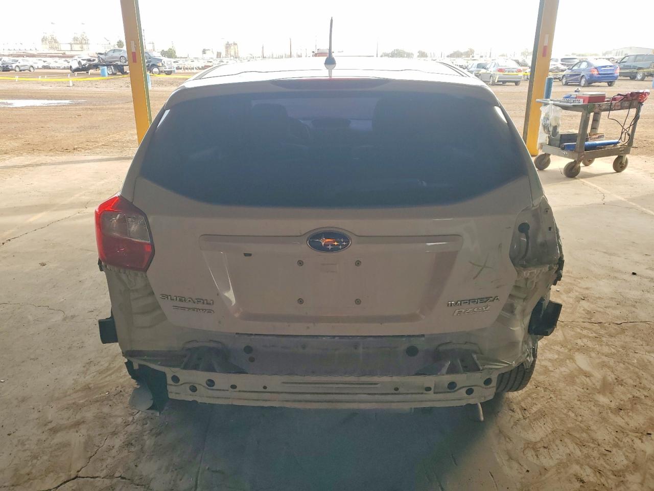 2015 SUBARU IMPREZA photo 6
