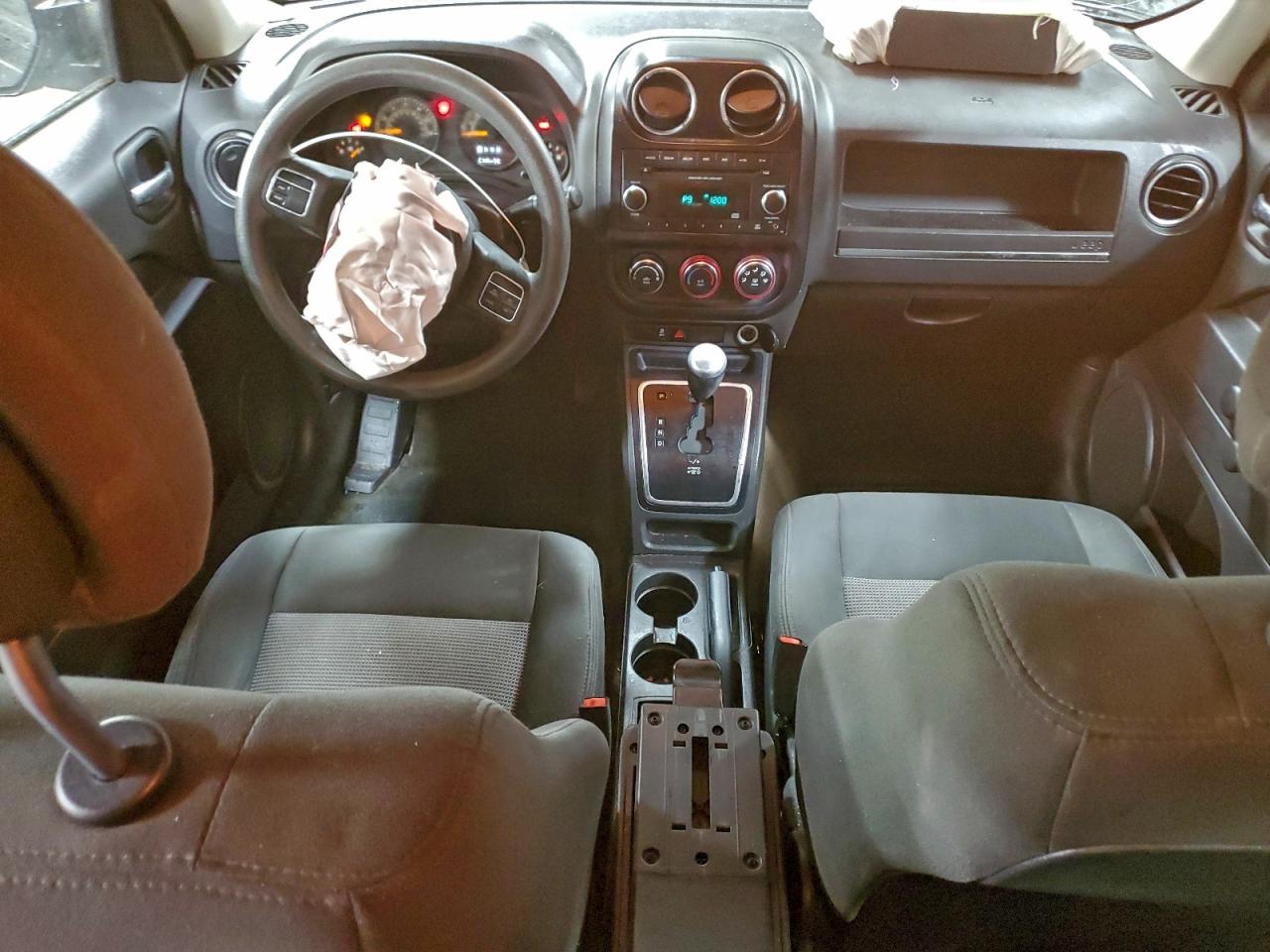 2015 JEEP PATRIOT SPORT photo 8