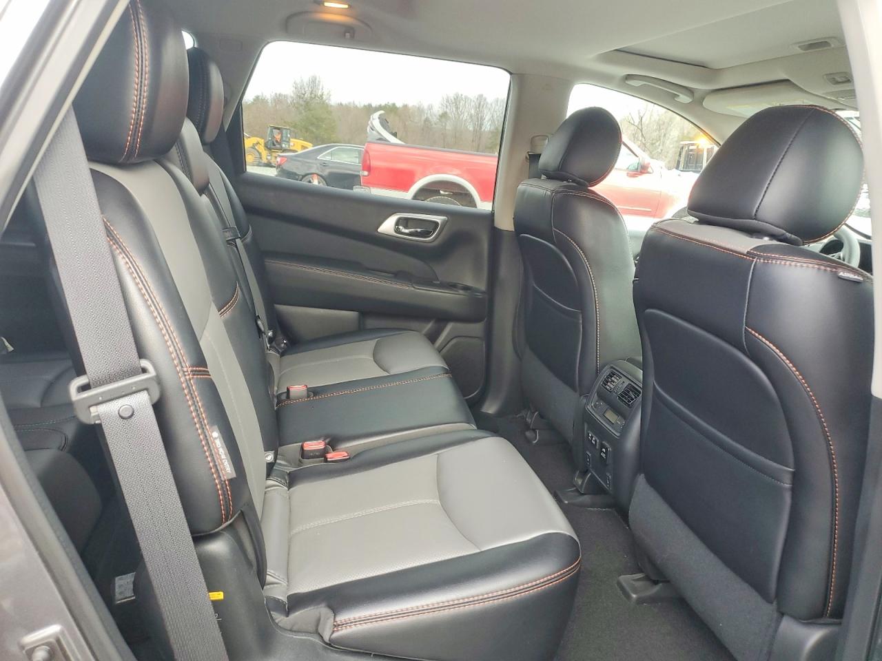 2020 NISSAN PATHFINDER SL photo 11