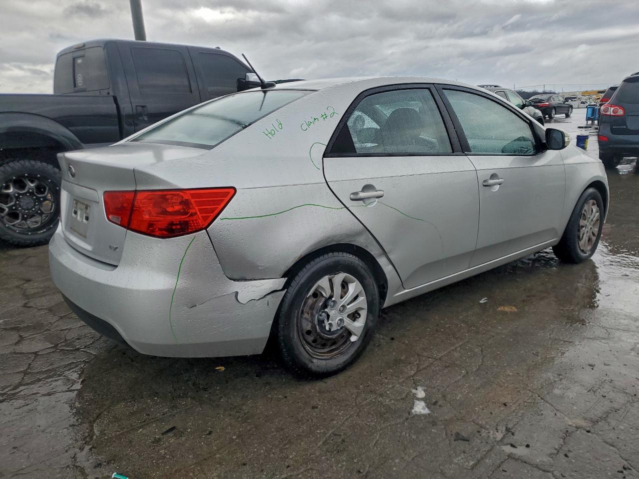 2010 KIA FORTE EX photo 3