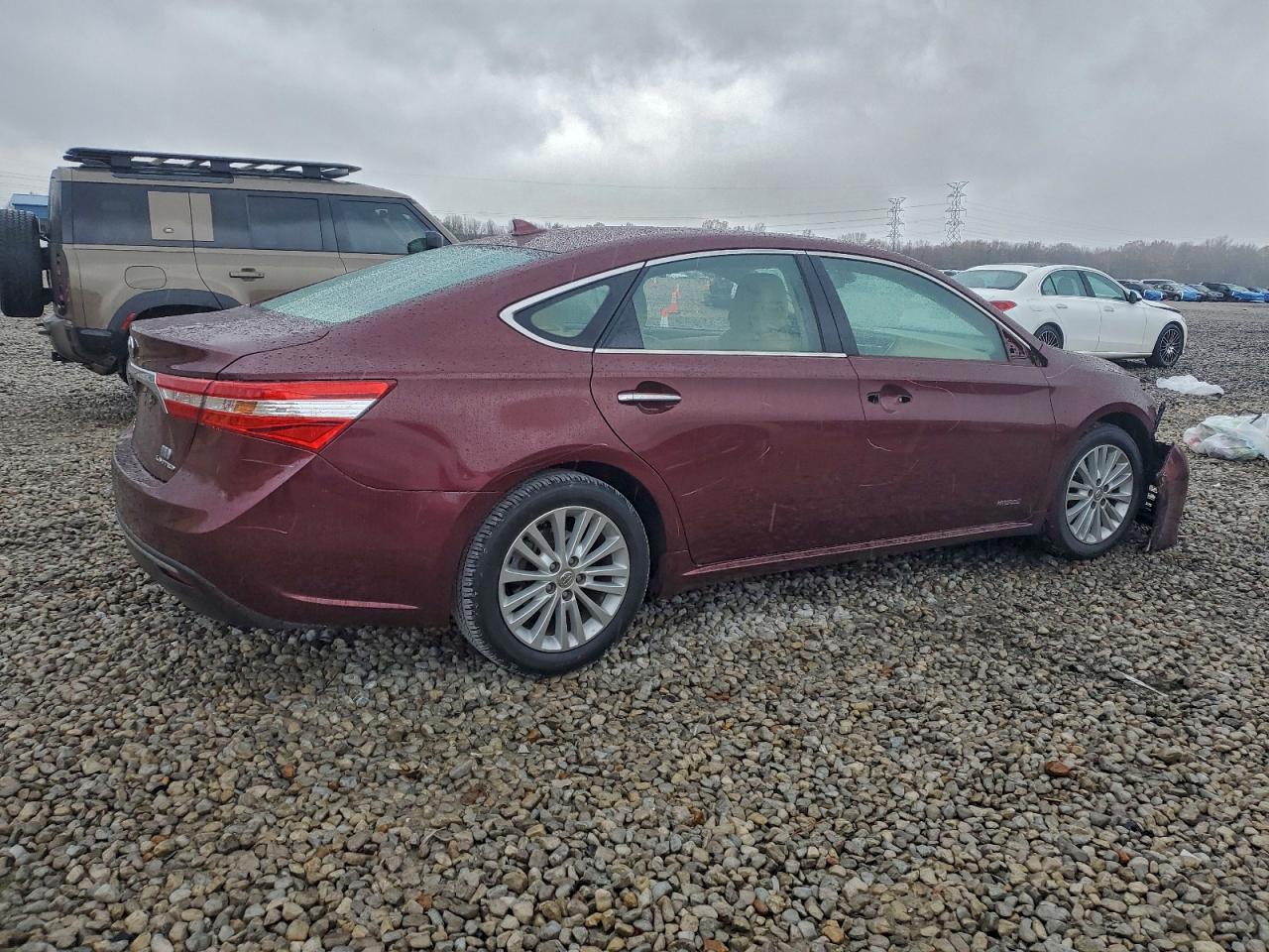 2013 TOYOTA AVALON HYBRID photo 3
