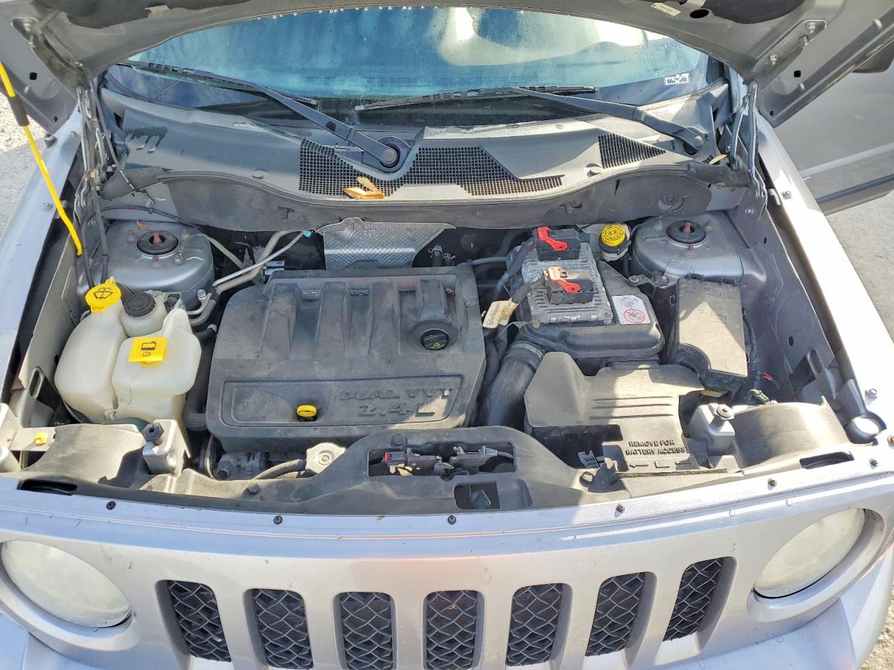 2014 JEEP PATRIOT LATITUDE photo 12