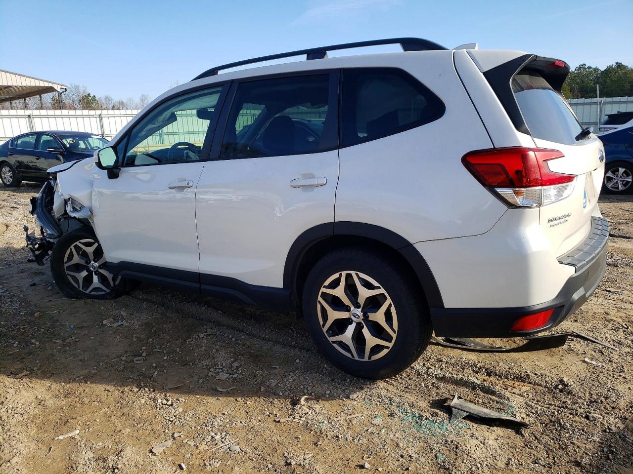 2020 SUBARU FORESTER PREMIUM photo 3
