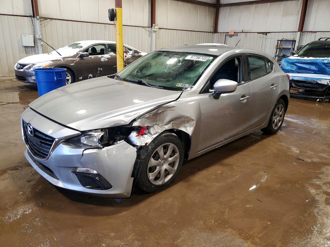 2014 MAZDA 3