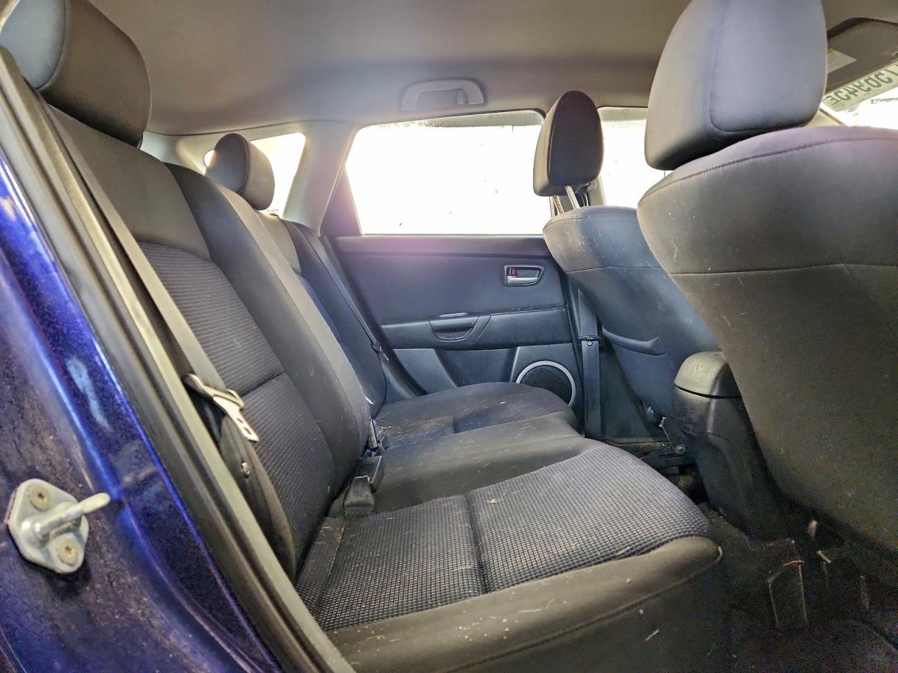 2006 MAZDA 3 HATCHBACK photo 10