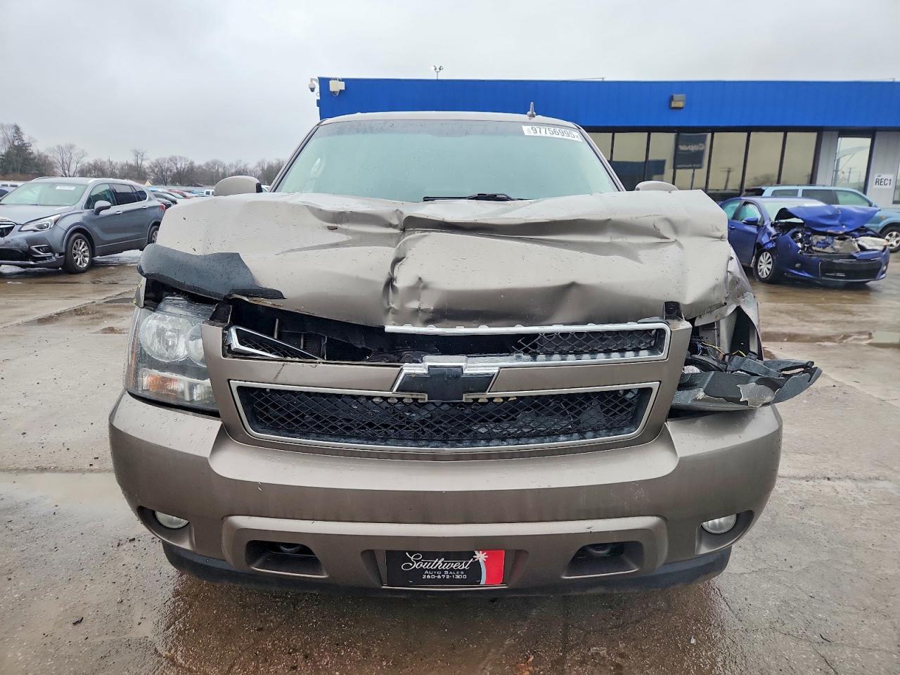 2013 CHEVROLET SUBURBAN K1500 LT photo 5