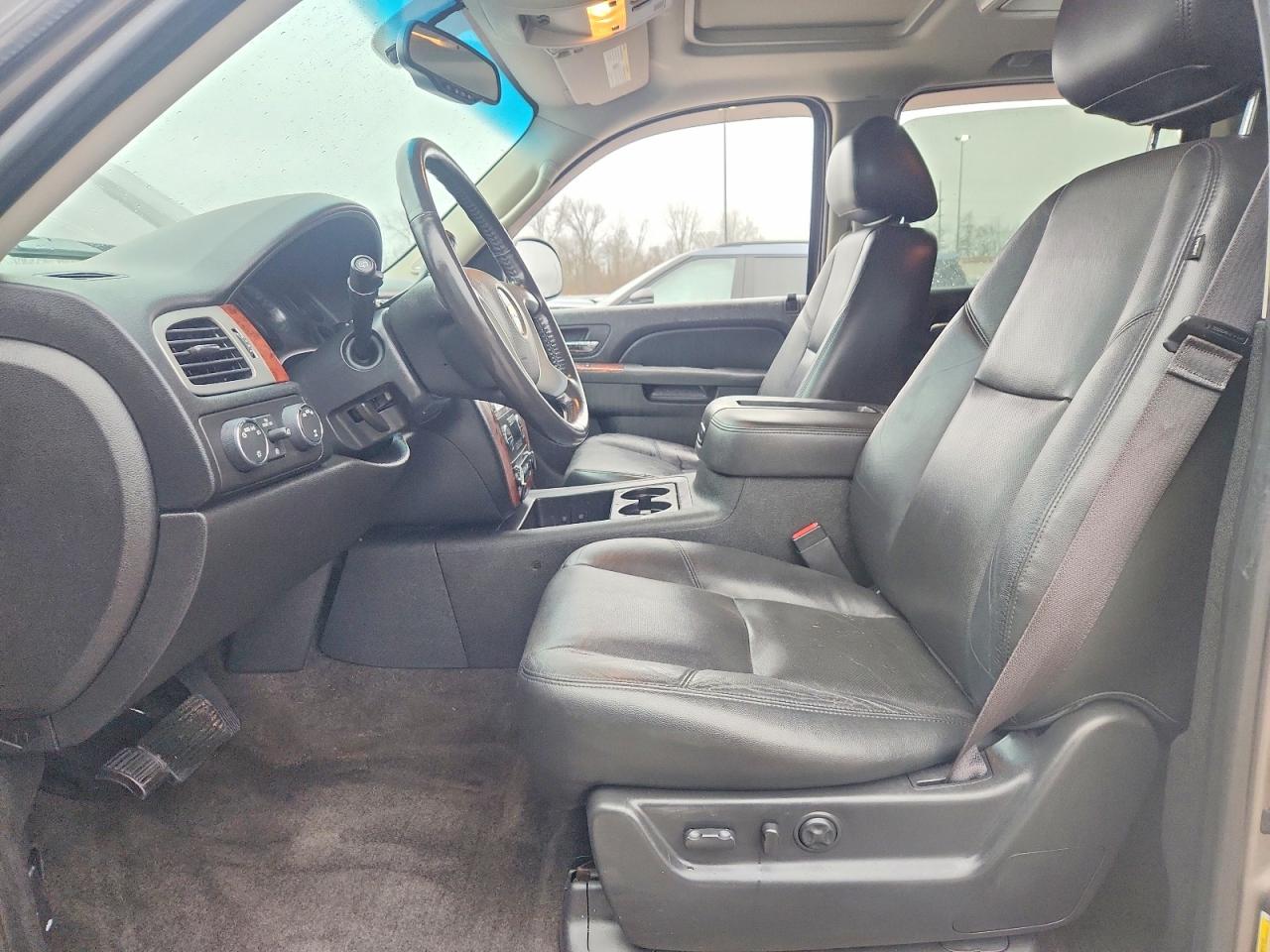 2013 CHEVROLET SUBURBAN K1500 LT photo 7