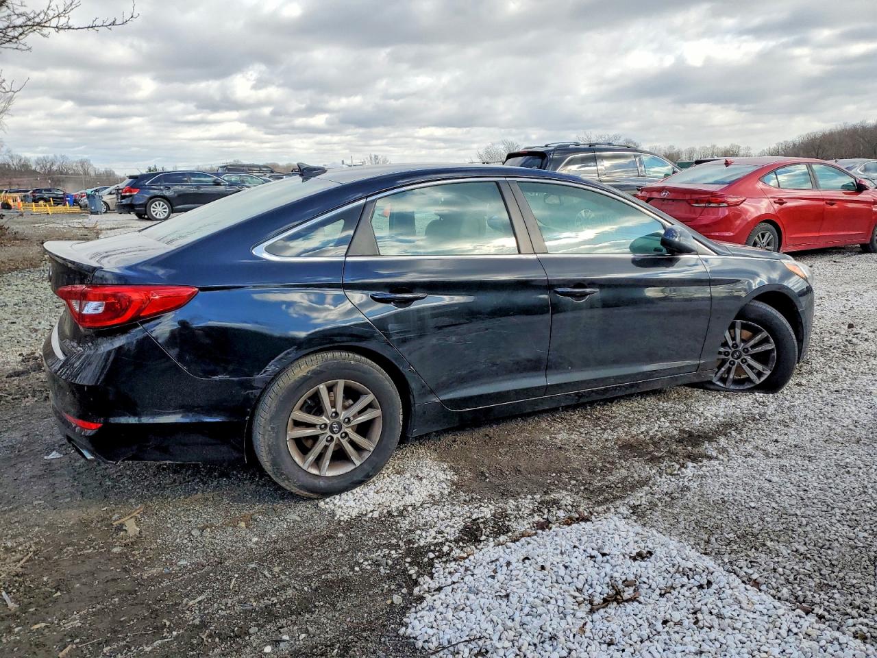 2017 HYUNDAI SONATA SE photo 3