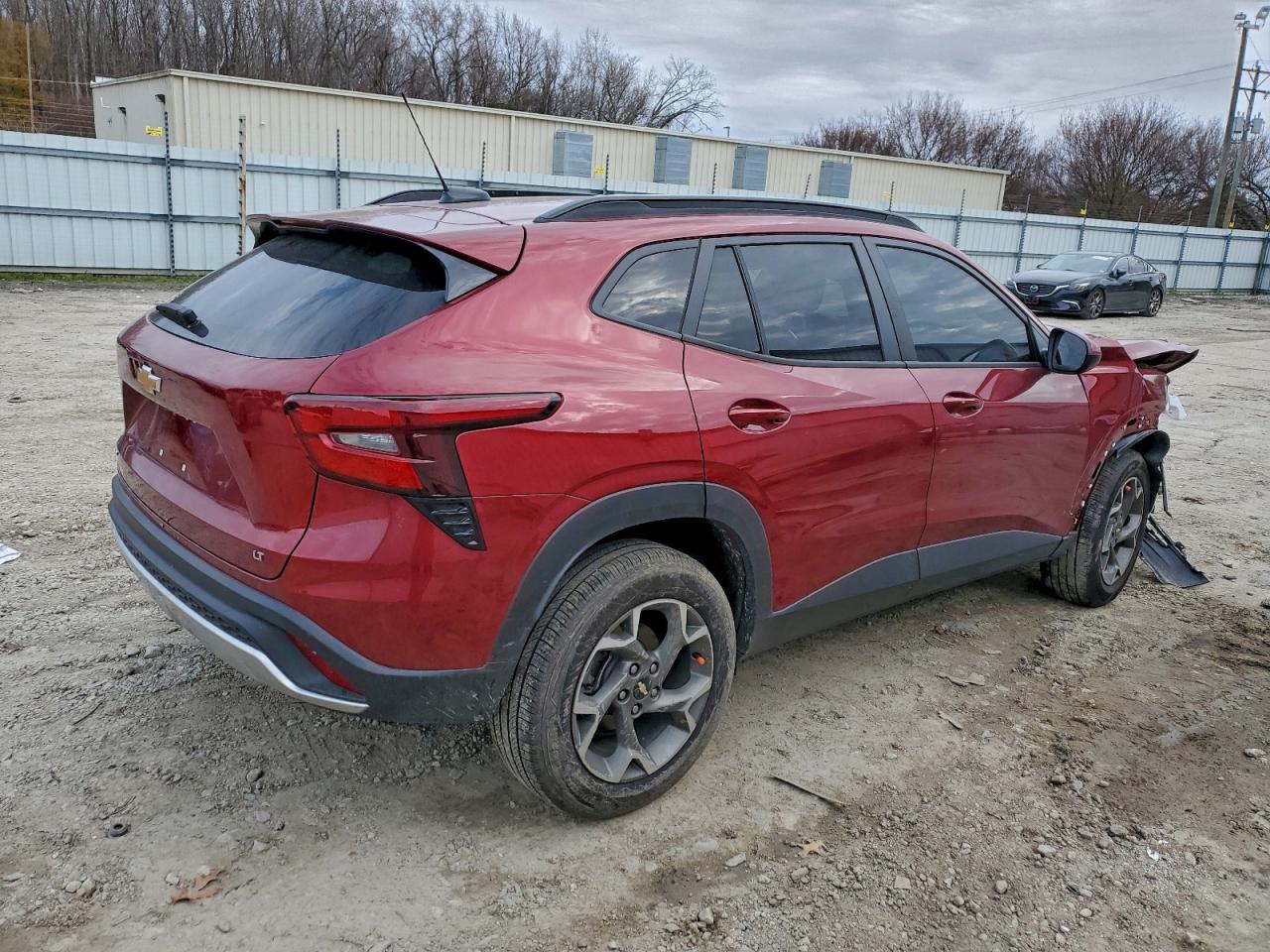 2025 CHEVROLET TRAX 1LT photo 3