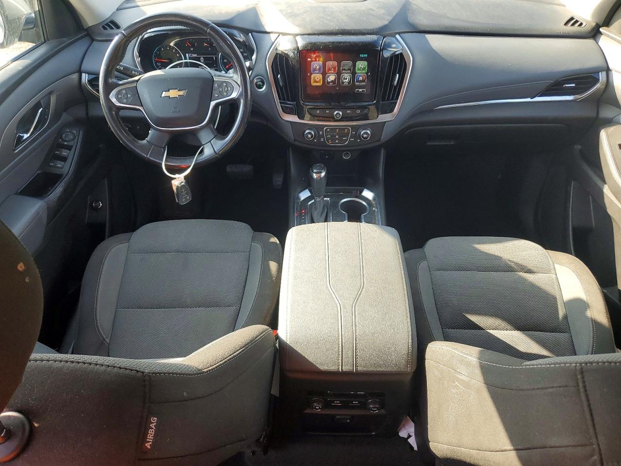 2019 CHEVROLET TRAVERSE LT photo 8