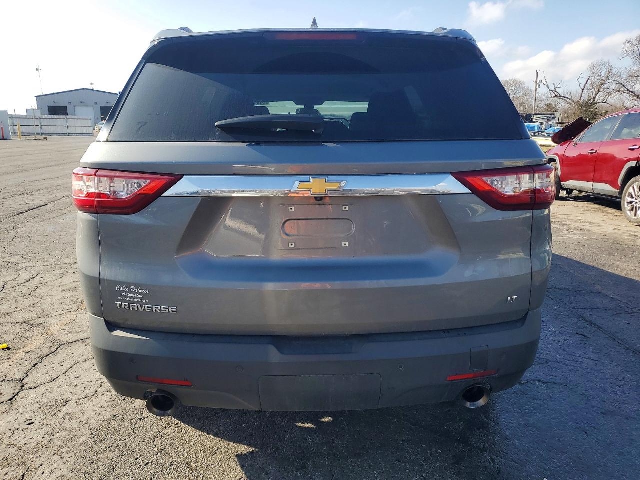 2019 CHEVROLET TRAVERSE LT photo 6