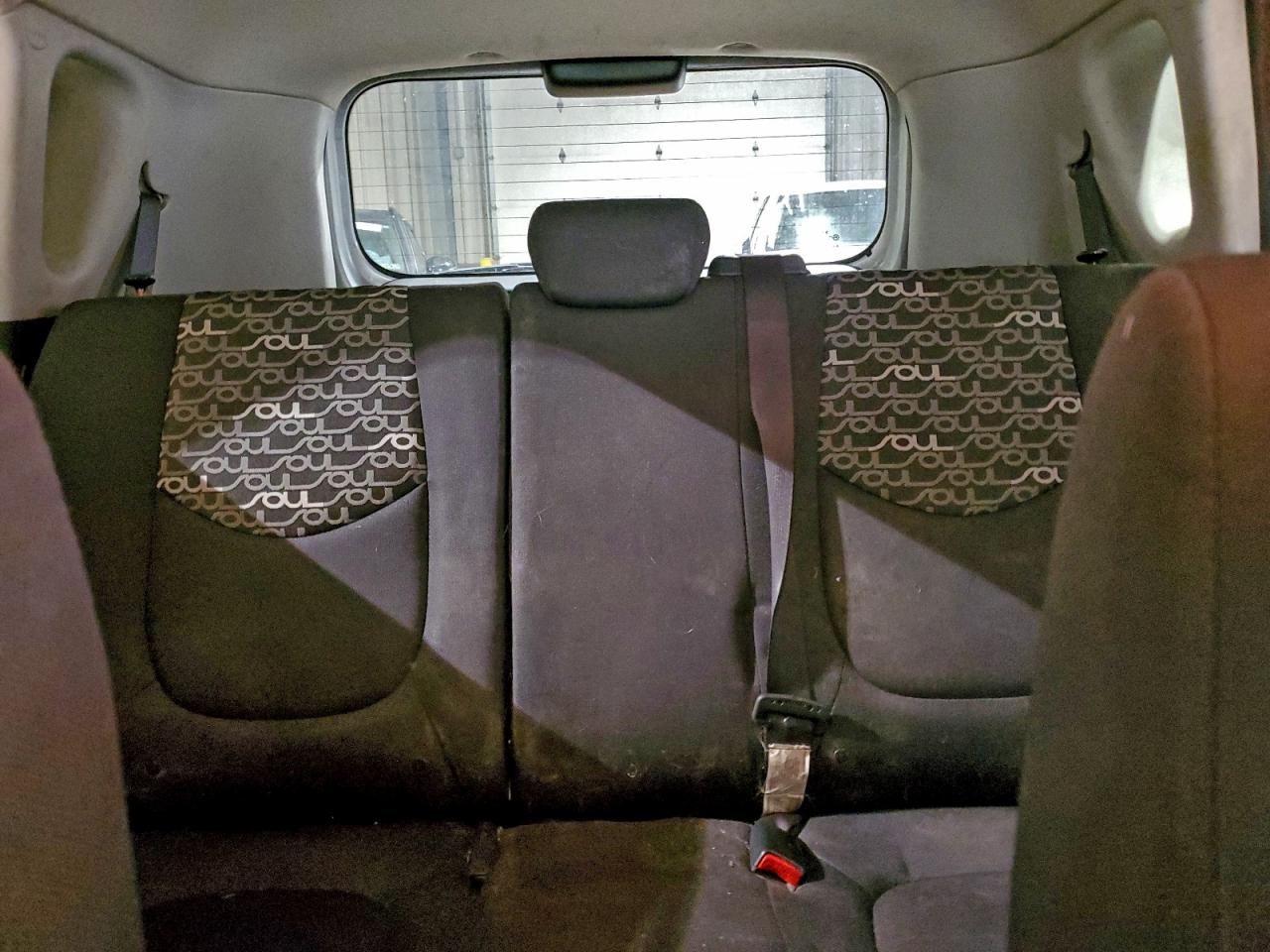 2011 KIA SOUL + photo 10