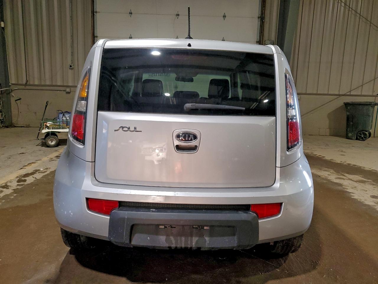 2011 KIA SOUL + photo 6