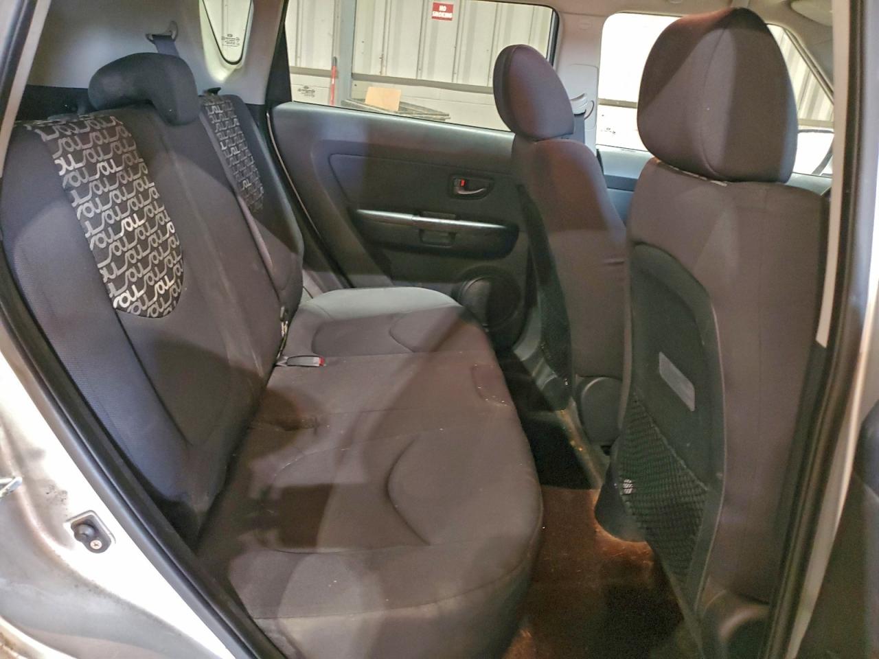2011 KIA SOUL + photo 11