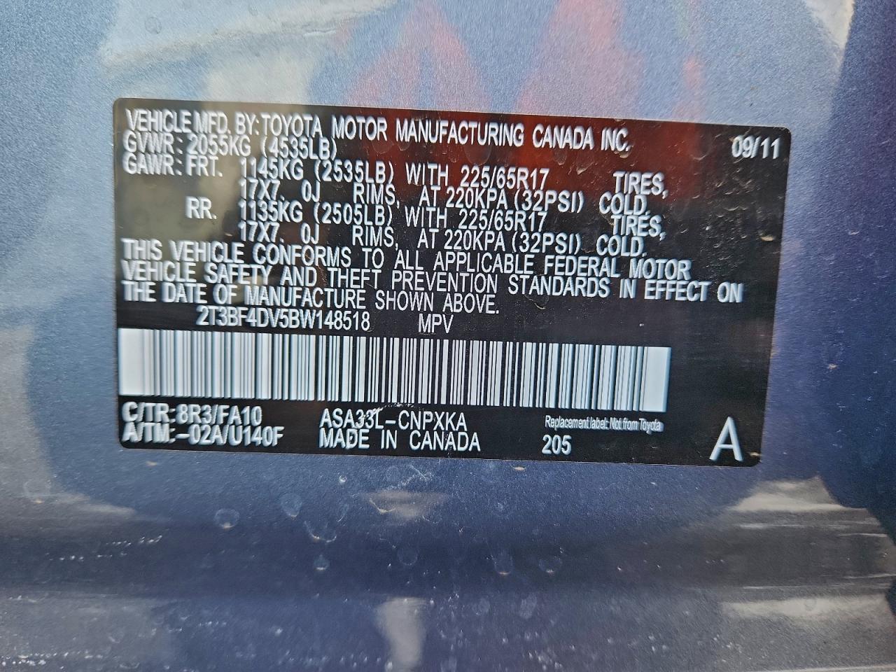 2011 TOYOTA RAV4 photo 25