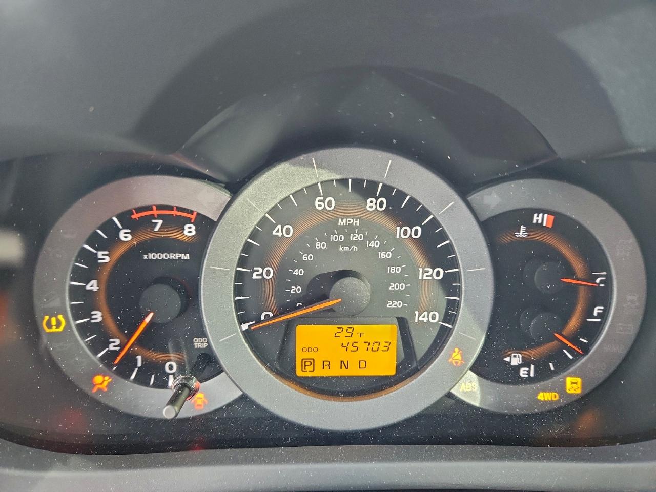 2011 TOYOTA RAV4 photo 17