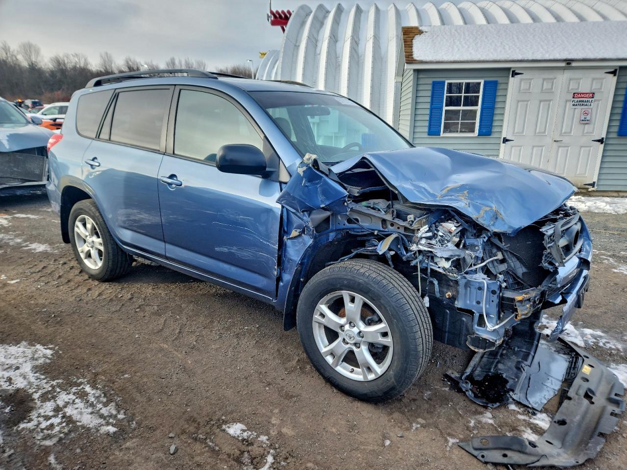 2011 TOYOTA RAV4 photo 7