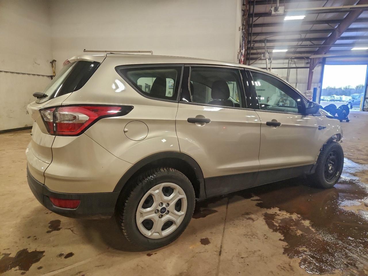 2017 FORD ESCAPE S photo 3