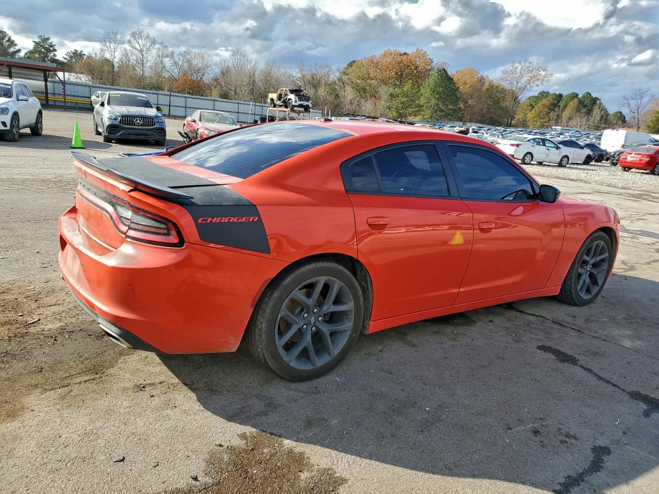 2020 DODGE CHARGER SXT photo 3