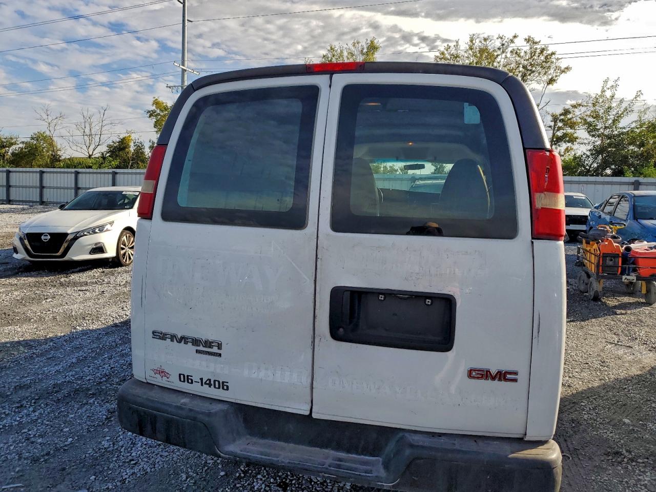 2014 GMC SAVANA G2500 photo 6