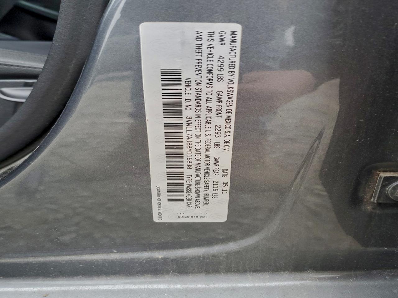 2011 VOLKSWAGEN JETTA TDI photo 12