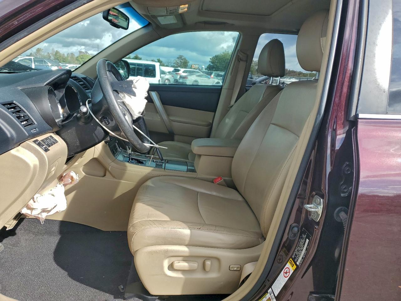 2013 TOYOTA HIGHLANDER BASE photo 7