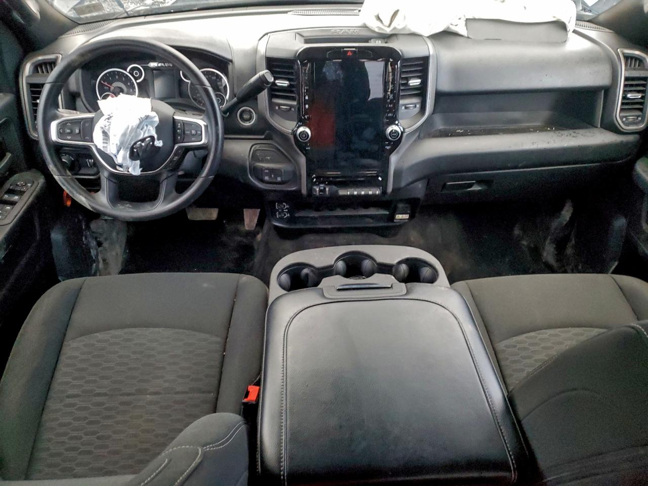 2025 RAM 2500 TRADESMAN photo 8