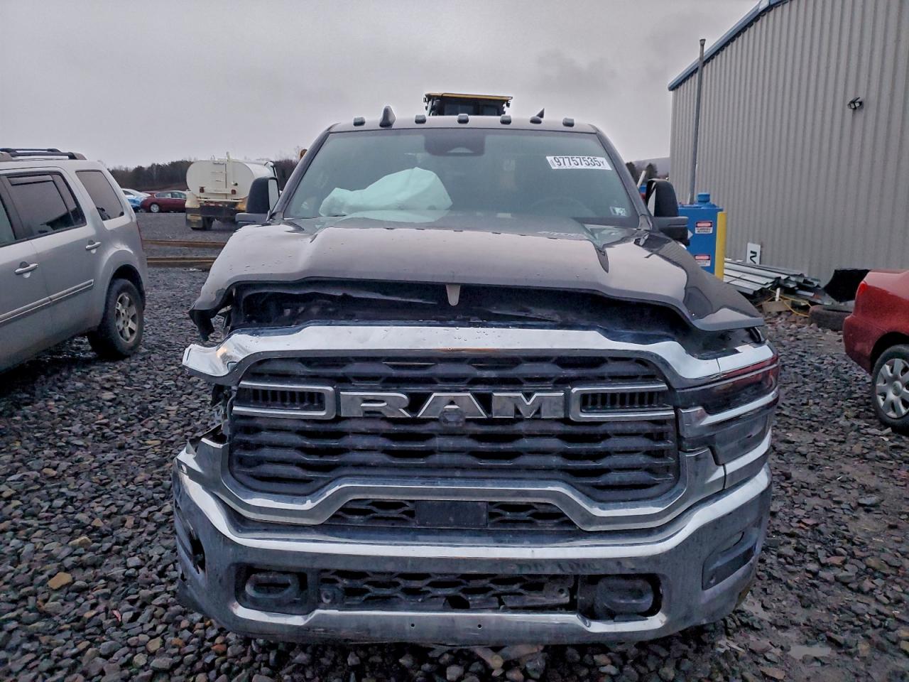 2025 RAM 2500 TRADESMAN photo 5