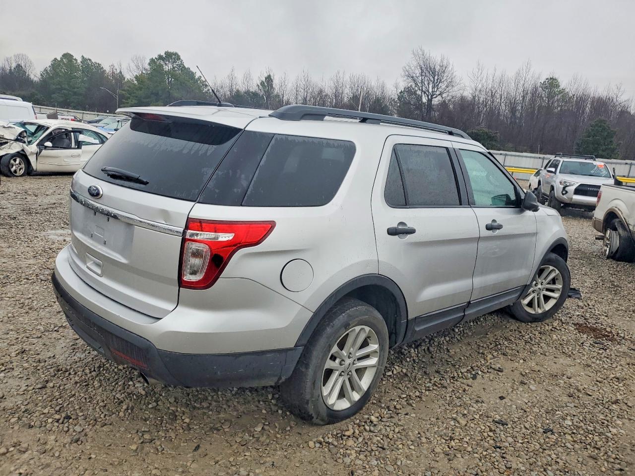 2015 FORD EXPLORER photo 5