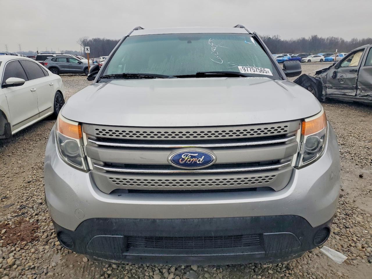 2015 FORD EXPLORER photo 9