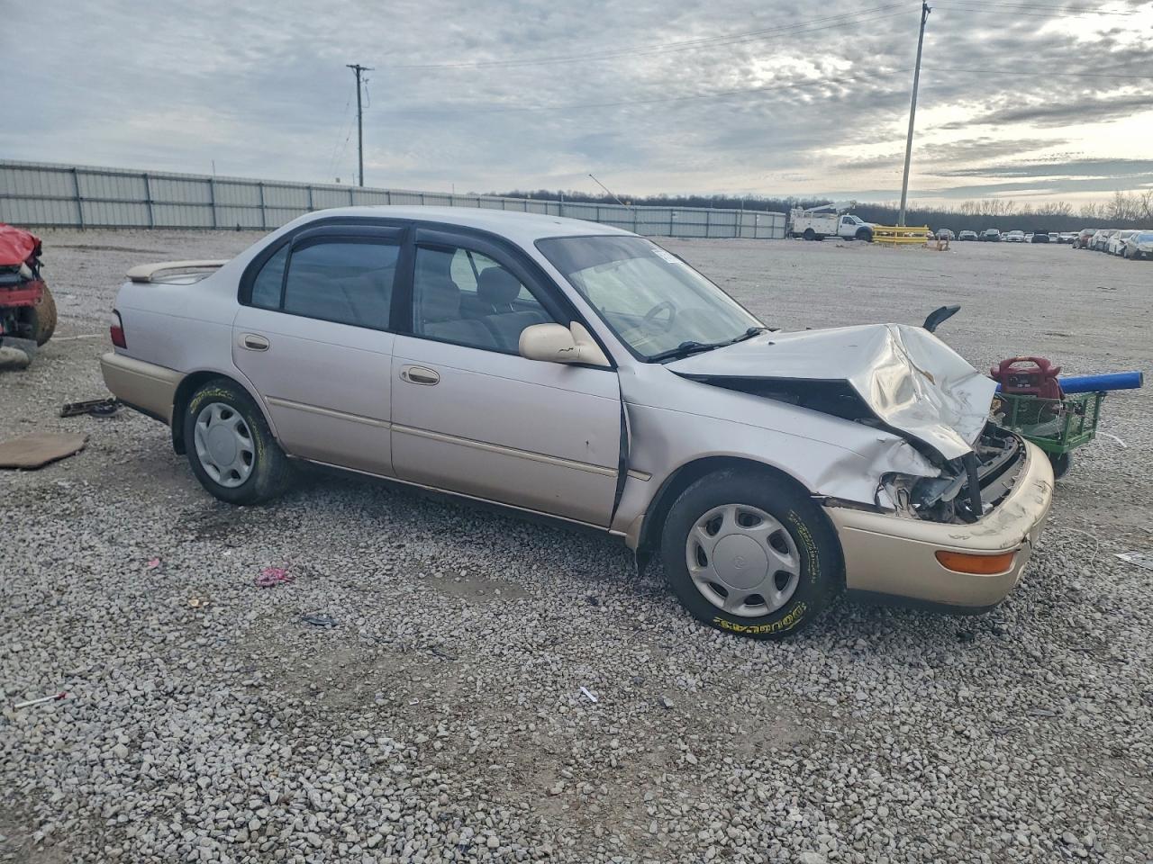 1997 TOYOTA COROLLA DX photo 4