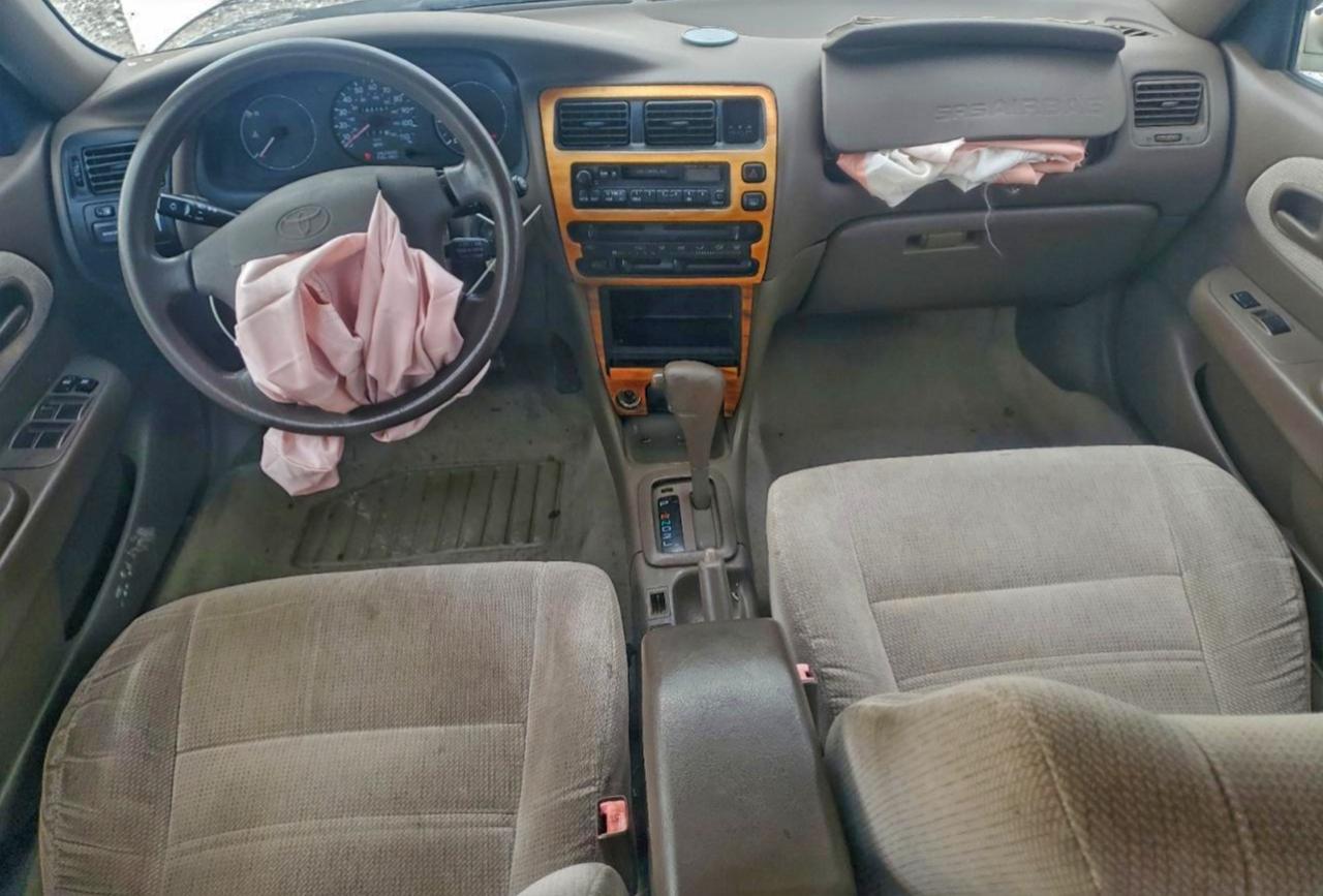 1997 TOYOTA COROLLA DX photo 8
