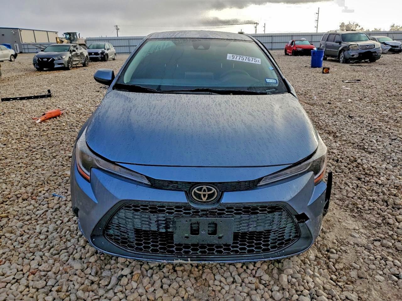 2021 TOYOTA COROLLA LE photo 5