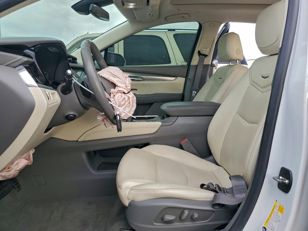 2018 CADILLAC XT5 LUXURY photo 7