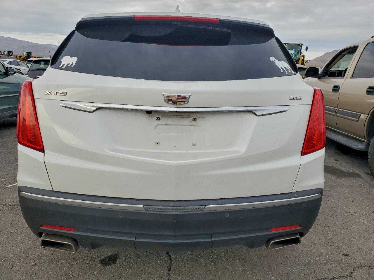 2018 CADILLAC XT5 LUXURY photo 6