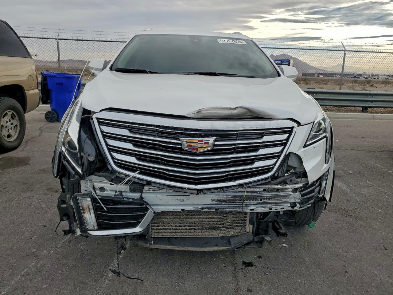 2018 CADILLAC XT5 LUXURY photo 5