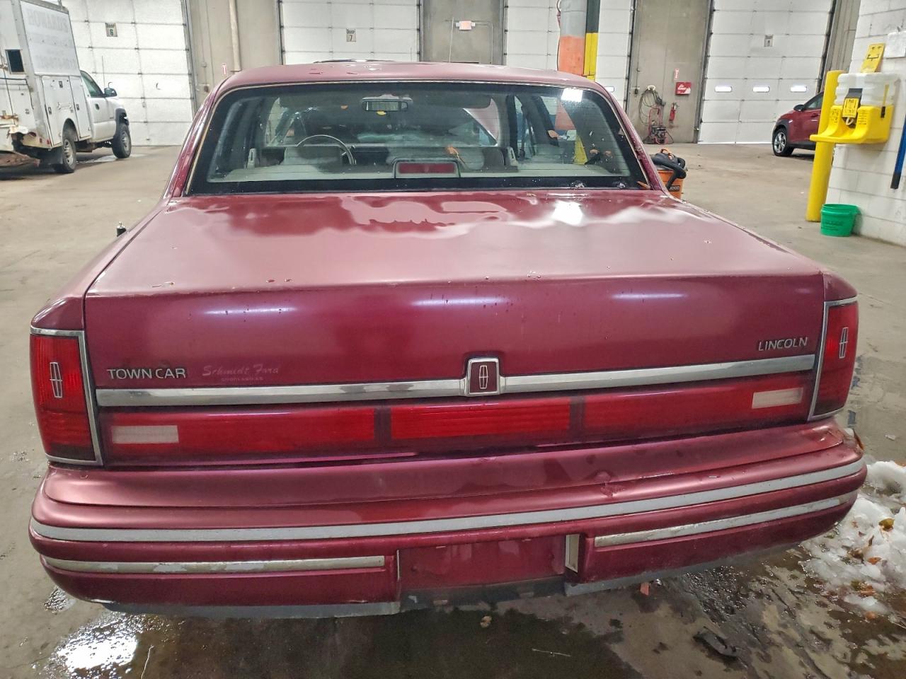 1991 LINCOLN TOWN CAR EXECUTIVE photo 6