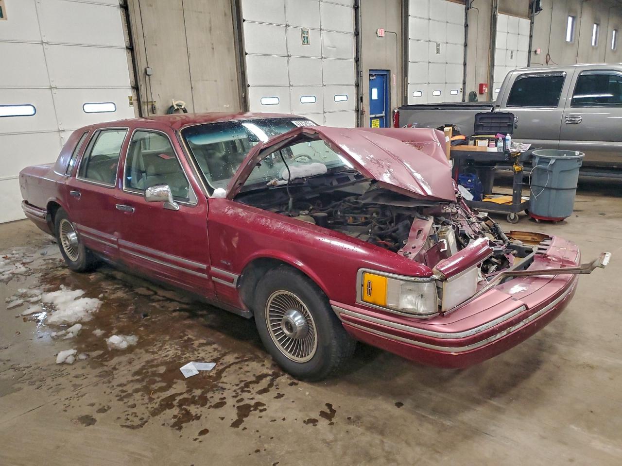 1991 LINCOLN TOWN CAR EXECUTIVE photo 4