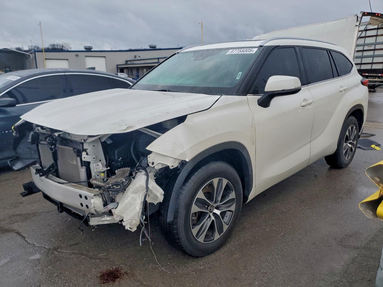 2021 TOYOTA HIGHLANDER